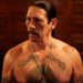 Danny Trejo salva a un bebé atrapado en un automóvil