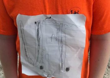 Se burlan de niño por diseñar el logo de su equipo y ahora será el logo Oficial