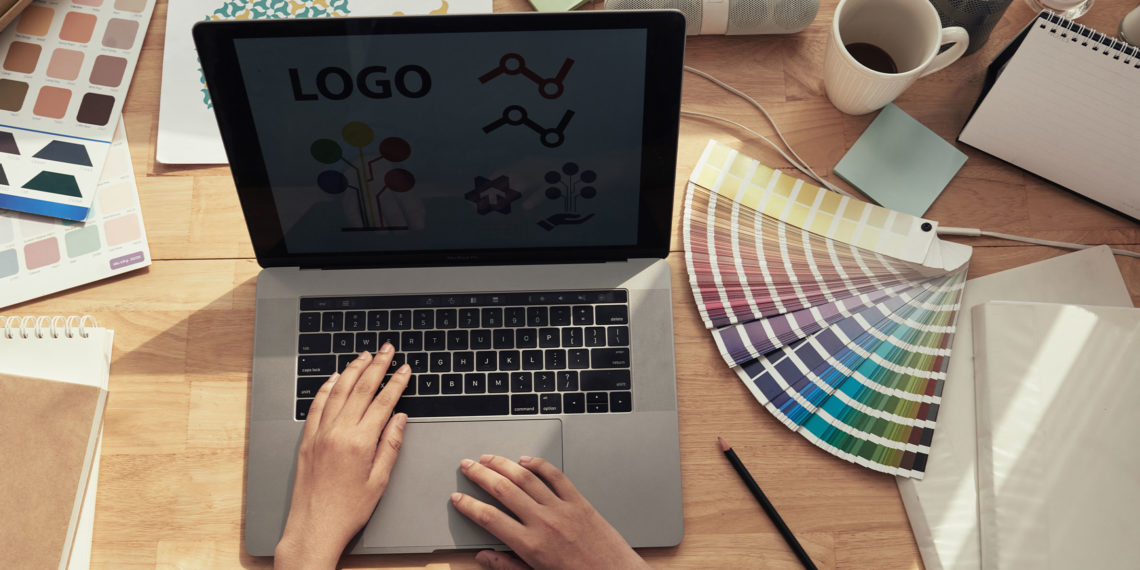 ¿Cuánto cobrar por un Logotipo?