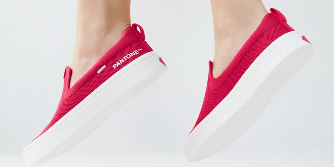 Pantone revela el color del año 2023: “Viva Magenta”