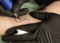 Tatuajes transformados en carnet de donantes de órganos