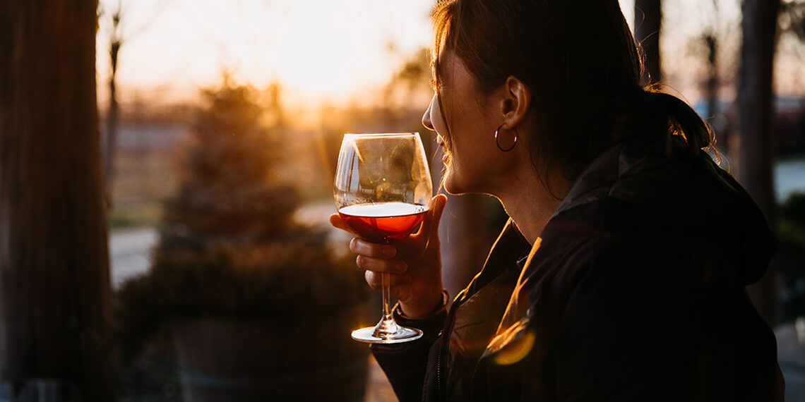 El Vino: Un Aliado Creativo para Diseñadores Gráficos