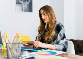 ¿Cuánto gana un DISEÑADOR en México 2024?