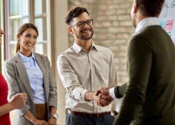 ¿Cómo crear una estrategia de Relaciones Públicas para una marca?